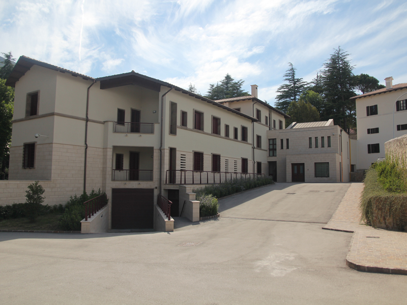 TORE DAVEIA