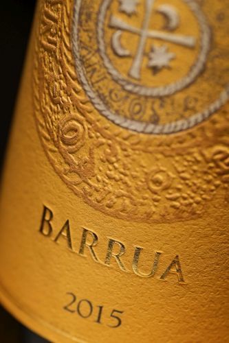 BARRUA annata 2015 particolare etichetta anteriore